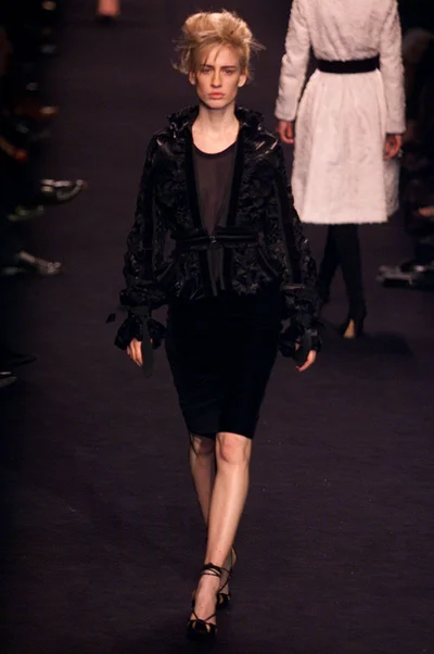 Look 28